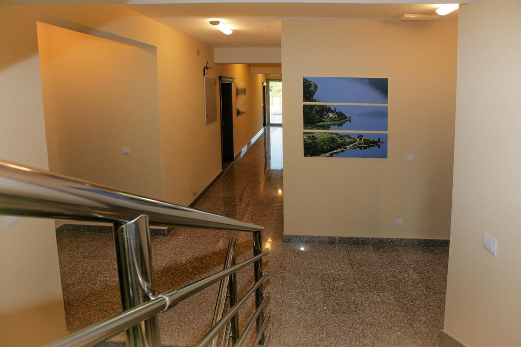 הרצג-נובי Hotel Ellena חדר תמונה