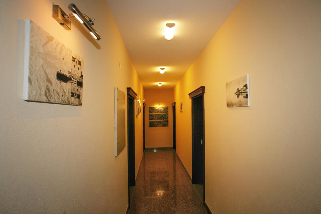 הרצג-נובי Hotel Ellena מראה חיצוני תמונה